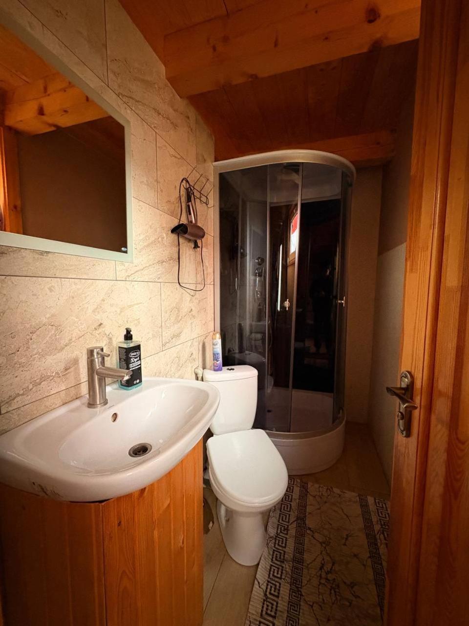 Марічка Marichka Villa วอรอคตา ภายนอก รูปภาพ